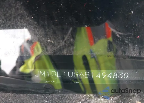 2011 Mazda Mazda3 I Sport from USA, damaged, VIN JM1BL1UG6B1494830